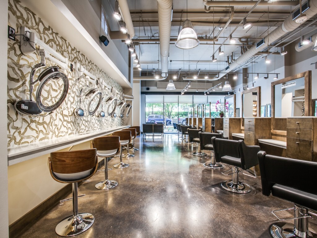 Voss Salon — Beauty
